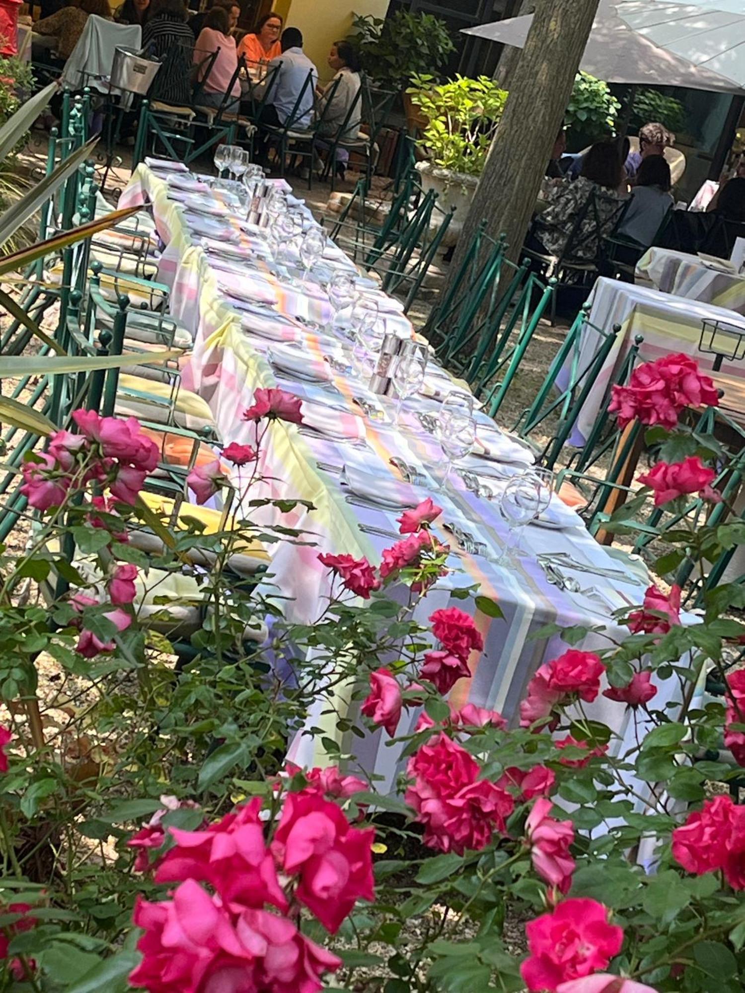 Cazaudehore, Maison Forestiere De Charme, Restaurant Gastronomique, Terrasse Ombragee Et Jardin Saint-Germain-en-Laye Luaran gambar